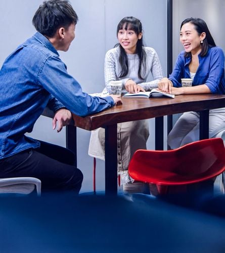 實用英語課程：全方位升級至線上+線下課程